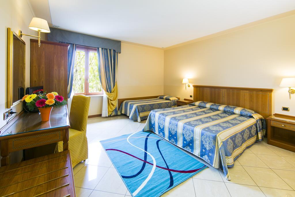 Hotel Londra Alessandria Exterior photo