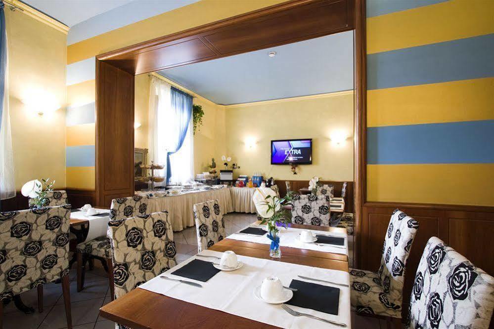 Hotel Londra Alessandria Exterior photo