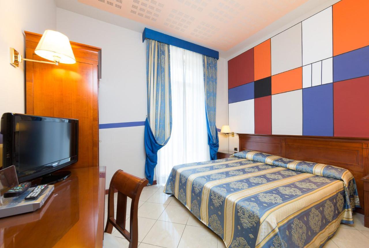 Hotel Londra Alessandria Exterior photo